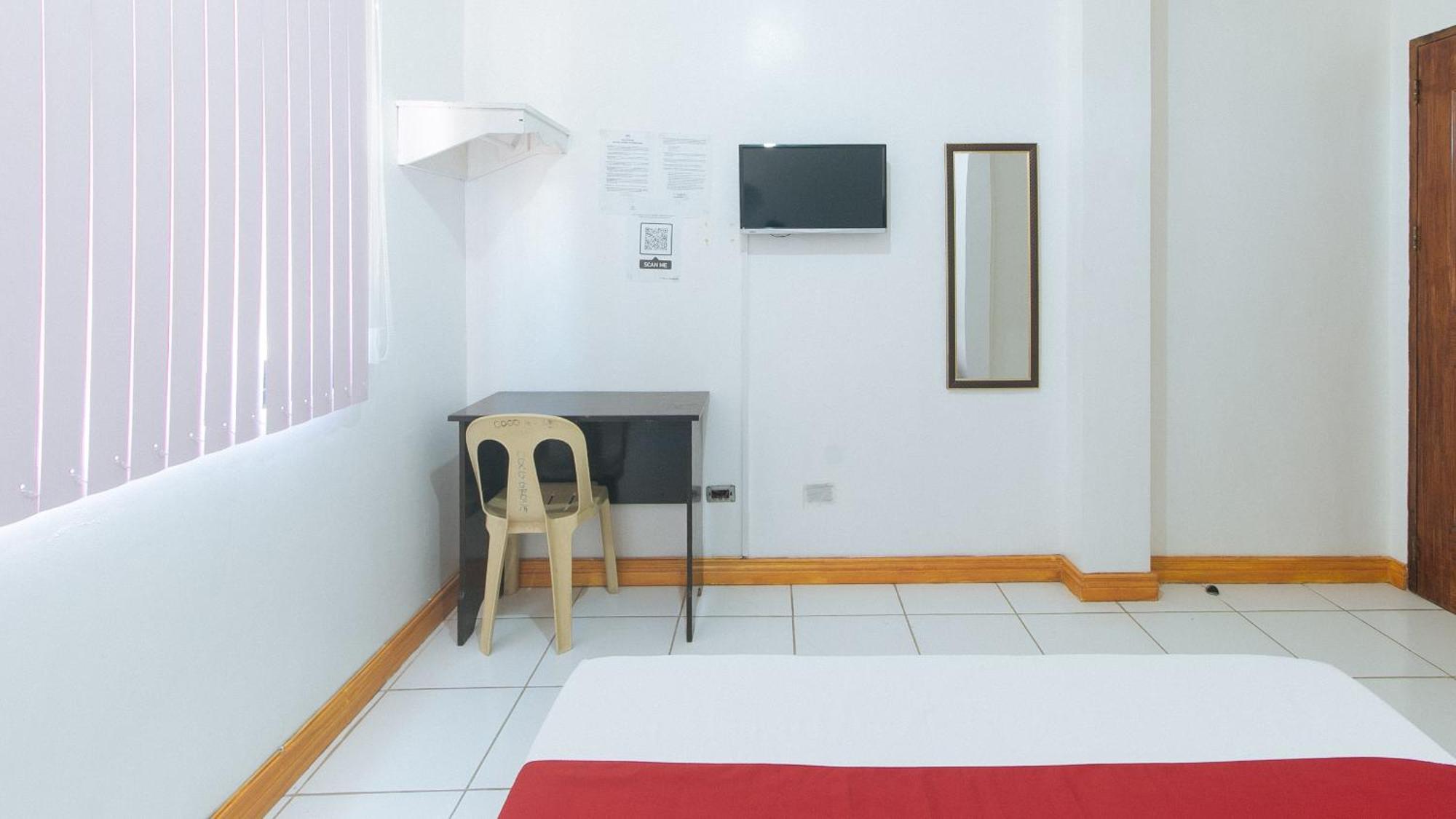 Reddoorz At Coco Grove Tourist Inn Panglao Dış mekan fotoğraf