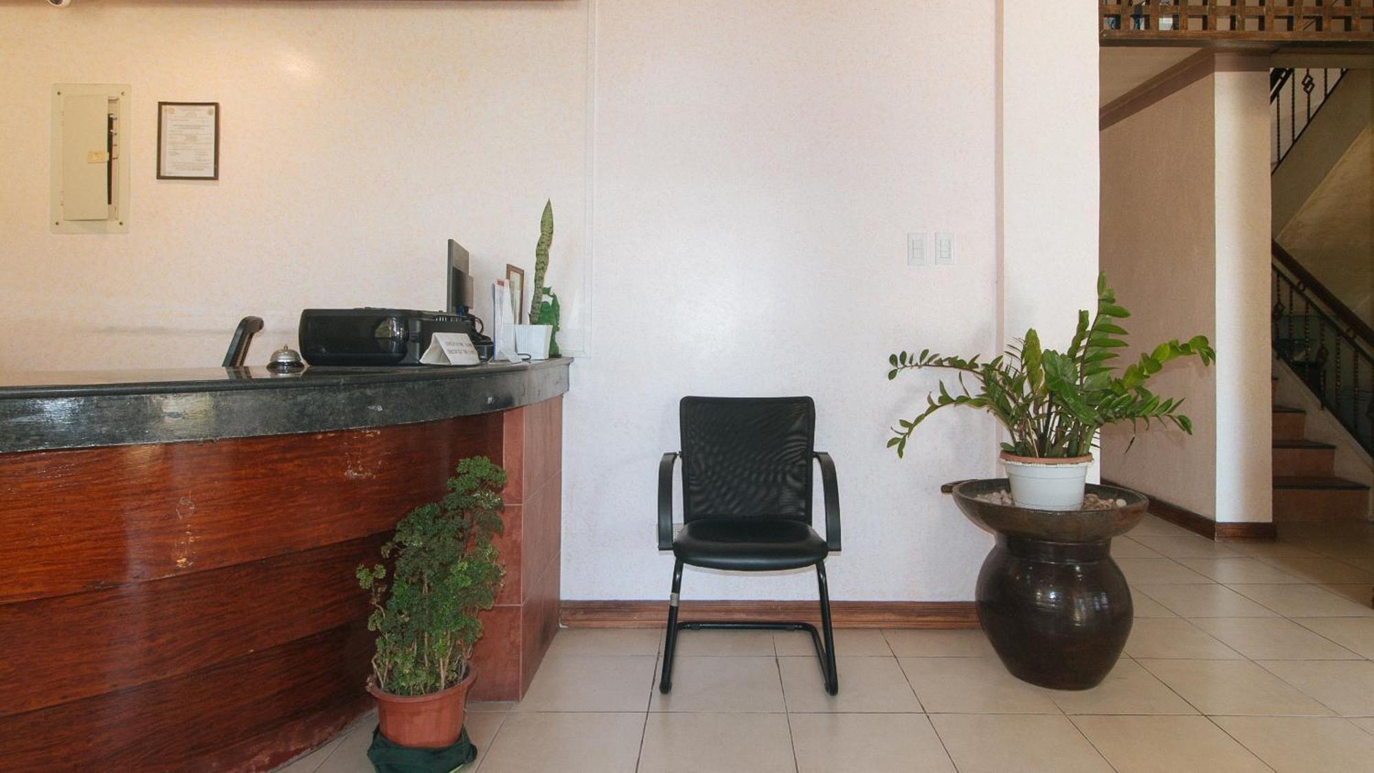 Reddoorz At Coco Grove Tourist Inn Panglao Dış mekan fotoğraf