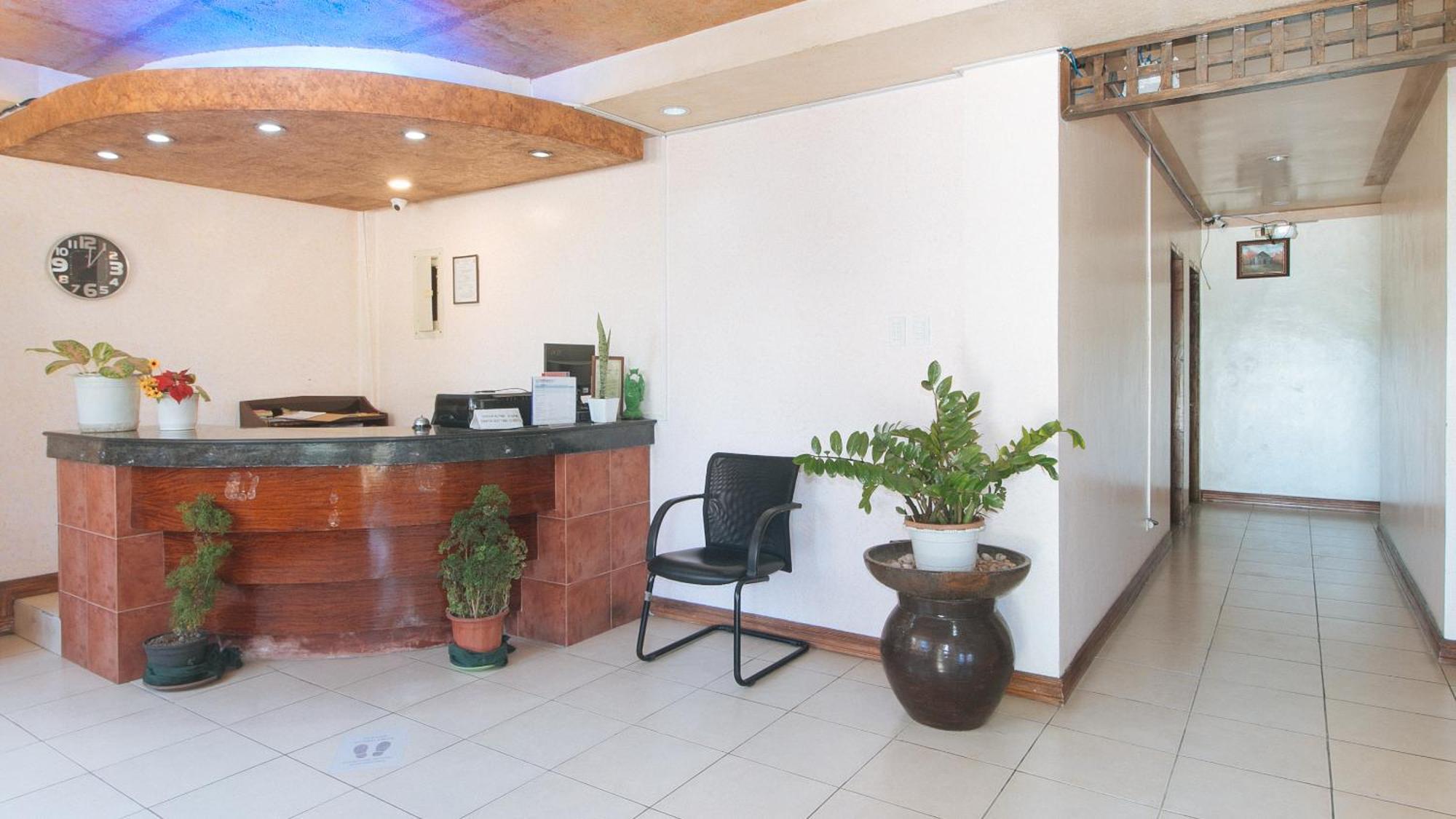 Reddoorz At Coco Grove Tourist Inn Panglao Dış mekan fotoğraf