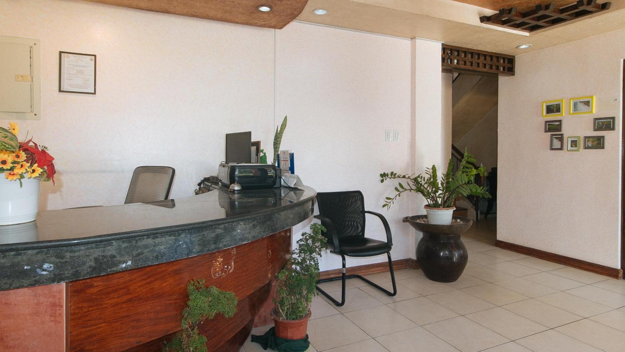 Reddoorz At Coco Grove Tourist Inn Panglao Dış mekan fotoğraf